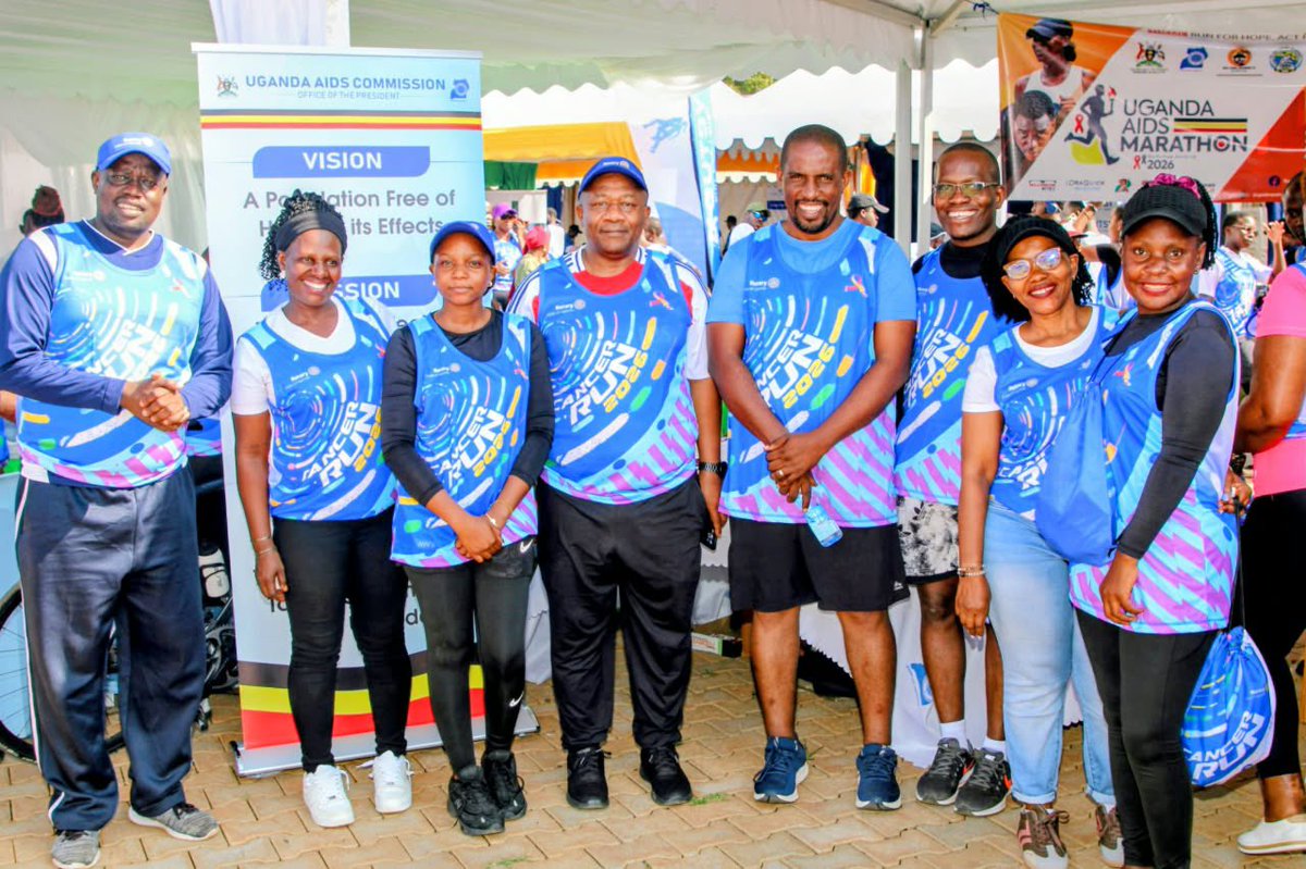aidscommission's tweet photo. Uganda AIDS Commission tent at Kololo Independence Grounds continues to attract several participants of the Rotary Cancer Run today. 

They are seeking updated information/messages on HIV response & testing using Oraquick HIV Self Test services provided by Human Diagnostics (U) Ltd.

#EndAIDS2030Ug