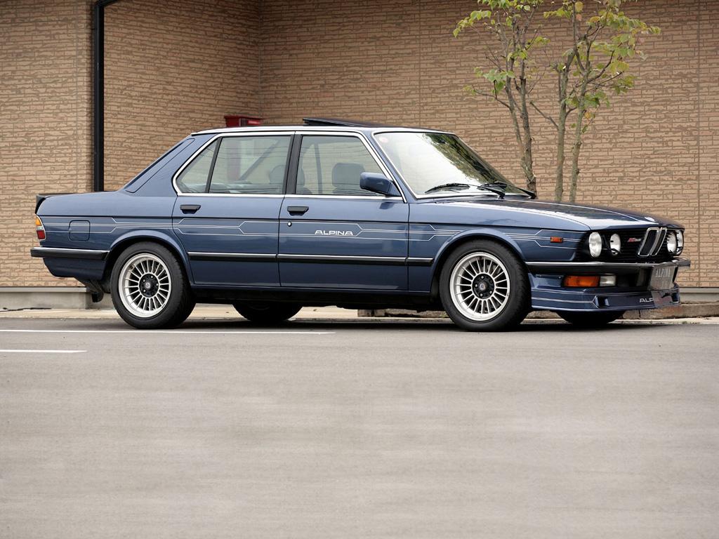candvbmw's tweet photo. 🚗💨 #Alpina B9 3.5
• 🏁 Base: #BMW E28 528i
• 🛠️ Engine: Bosch Motronic fuel injected 3.5L M30B35 inline-6 (Alpina-tuned)
• ⚙️ Transmission: 5-speed manual
• 🐎 Power: 184 hp (135 kW) (stock) → 245 hp (180 kW) @ 5,700 rpm (Alpina-tuned)
• 💪 Torque: 173 lb-ft (235 Nm) (stock) → 236 lb-ft (320 Nm) @ 4,000 rpm (Alpina-tuned)
• ⏱️ 0-60 mph: + / - 6.9 seconds
• 🏎️ Top Speed: 149 mph (240 km/h)
• 📅 Production: 500 units (1981 to 1985)