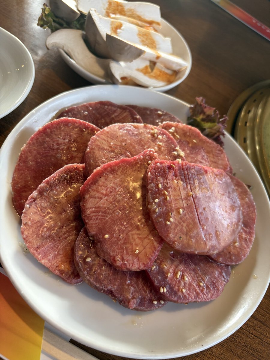 endayoooooo's tweet photo. とりあえず、とりあえず🥩 https://t.co/zMcPwAZszF