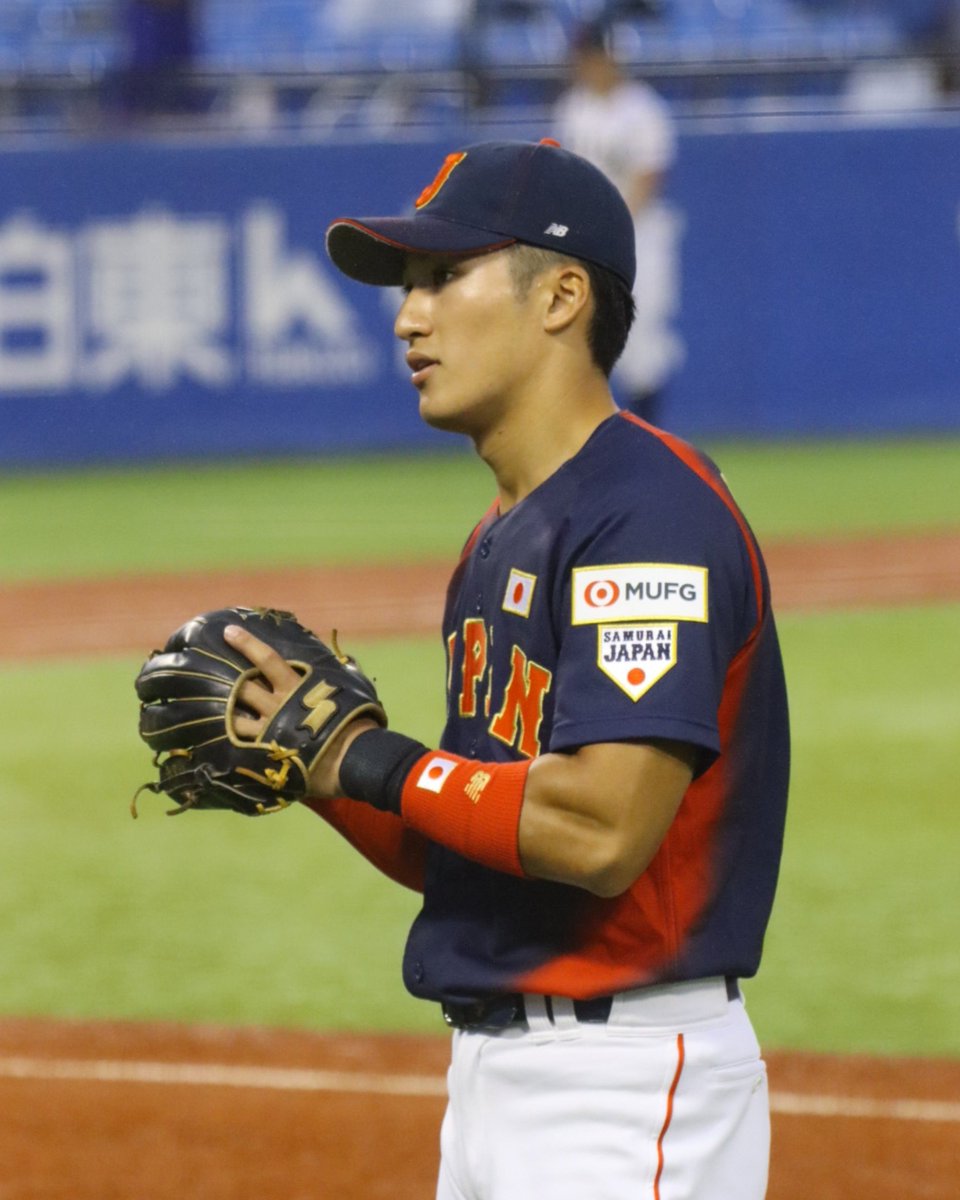 ayarino89_ks20's tweet photo. 顔に目がいきがちな岡田くんだけど、腕の筋肉すごかった！
ここがへこむのあんまり見たことない、、、 https://t.co/Wx6Dlfkp2V