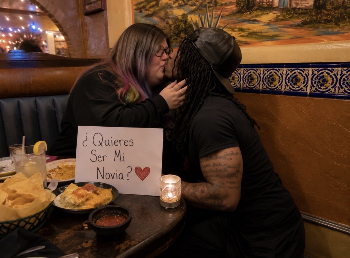 johnbigporkbutt's tweet photo. OMG bae proposed tonight!!!💓💍 couldnt be happier at my favorite restaurant. What a dream he hid my ring in my bean burrito😭🥹💘 
#fuckyoupeljit #howboutthemapples #4lifers @lexbug1617 https://t.co/k7U3ml1vfF