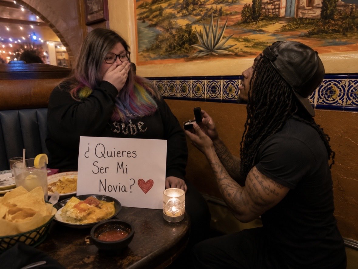 johnbigporkbutt's tweet photo. OMG bae proposed tonight!!!💓💍 couldnt be happier at my favorite restaurant. What a dream he hid my ring in my bean burrito😭🥹💘 
#fuckyoupeljit #howboutthemapples #4lifers @lexbug1617 https://t.co/k7U3ml1vfF