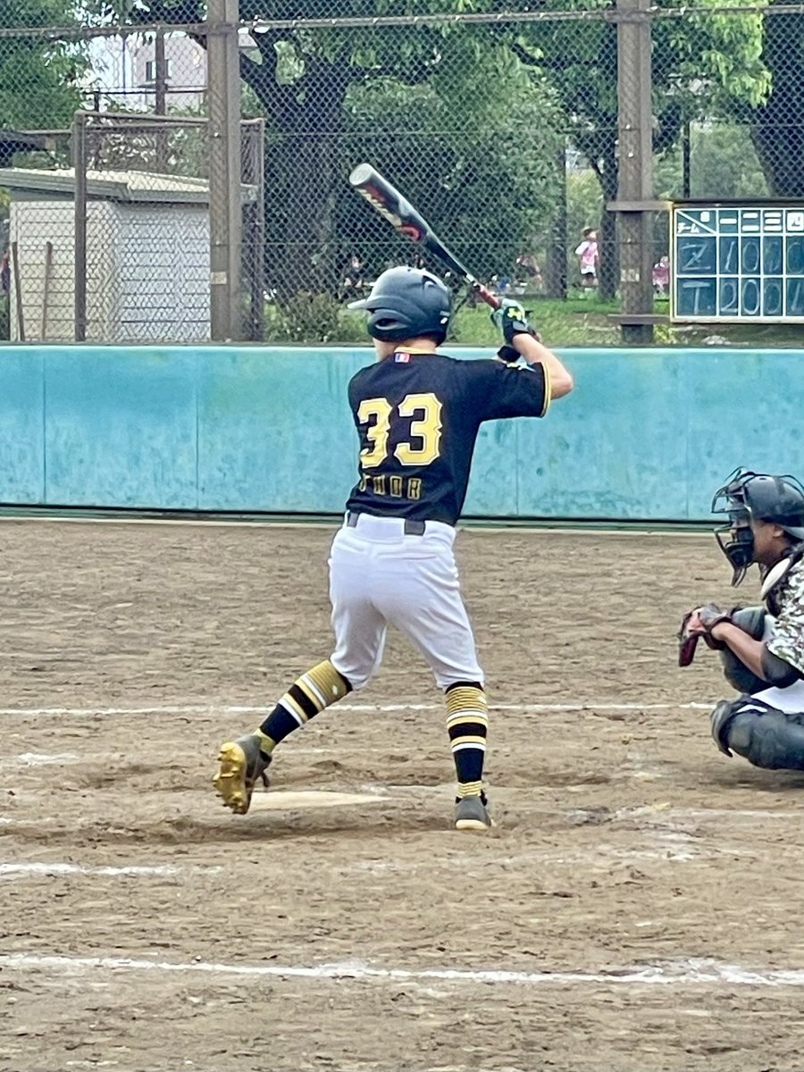 THOR_yokohama's tweet photo. 【試合結果】
2026/8/30 (日) エイビス交流戦
長坂谷公園
🆚zasettsu 様

zasettsu ８ - ４ THOR

佐々木の2打席連続のホームランが出るも、連打を浴び大量失点し敗戦しました。 https://t.co/ru2KYNUl4K