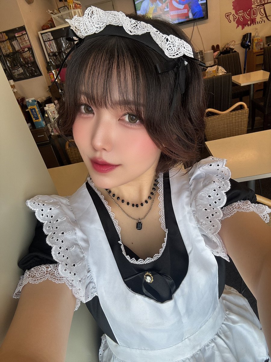 Misery_frt's tweet photo. 8月ラストのカフェありがとうございました🫶髪短いのやっと自分でも慣れてきた！
およそ10年ぶりくらいの短さ🧒🏻
31cm切った髪はヘアドネーションで寄付しました💇‍♀️ https://t.co/ZS733o1qCT