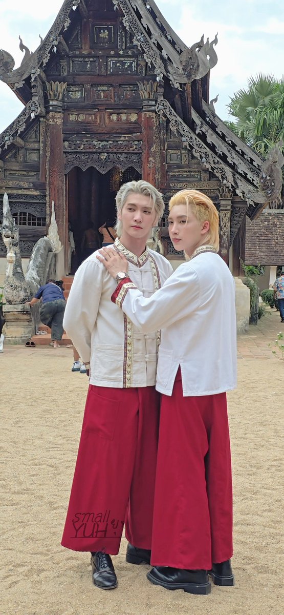 smallyuh's tweet photo. 🕌

BN DESTINY IN CHIANGMAI
#BossNoeulCNXFanTripD2 https://t.co/fc0gbbBSK6