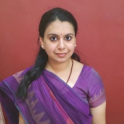 SARITA_BISHNOI2's tweet photo. स्टूडेंट 4TH GRADE से इस्तीफा देने के लिए 100 बार सोचते है जहां दिव्या ने IAS जैसा पद भी त्याग दिया। 

लोग नौकरी नौकरी करते है लेकिन जहां दिव्या मित्तल ने IAS पद से इस्तीफा दिया है। 

दिव्या मित्तल ने 13 साल IAS के पद पर कार्यरत थी। 

IAS नौकरी छोड़ने के लिए जिगरा चाहिए। https://t.co/d0TdIfeJF3
