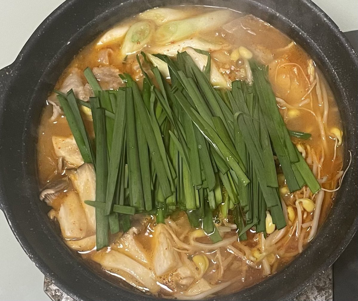 cooking88gg's tweet photo. 夏といえばキムチ鍋やろ

コンロが10年選手やからそろそろ買い替えなあかんw https://t.co/8QjcC8OwRu