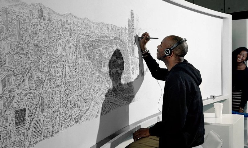 Didyouknow36's tweet photo. Did You Know?

After flying just once over Mexico City, artist Stephen Wiltshire drew the entire cityscape from memory on a 13-foot canvas. https://t.co/0FaTTBTc6F