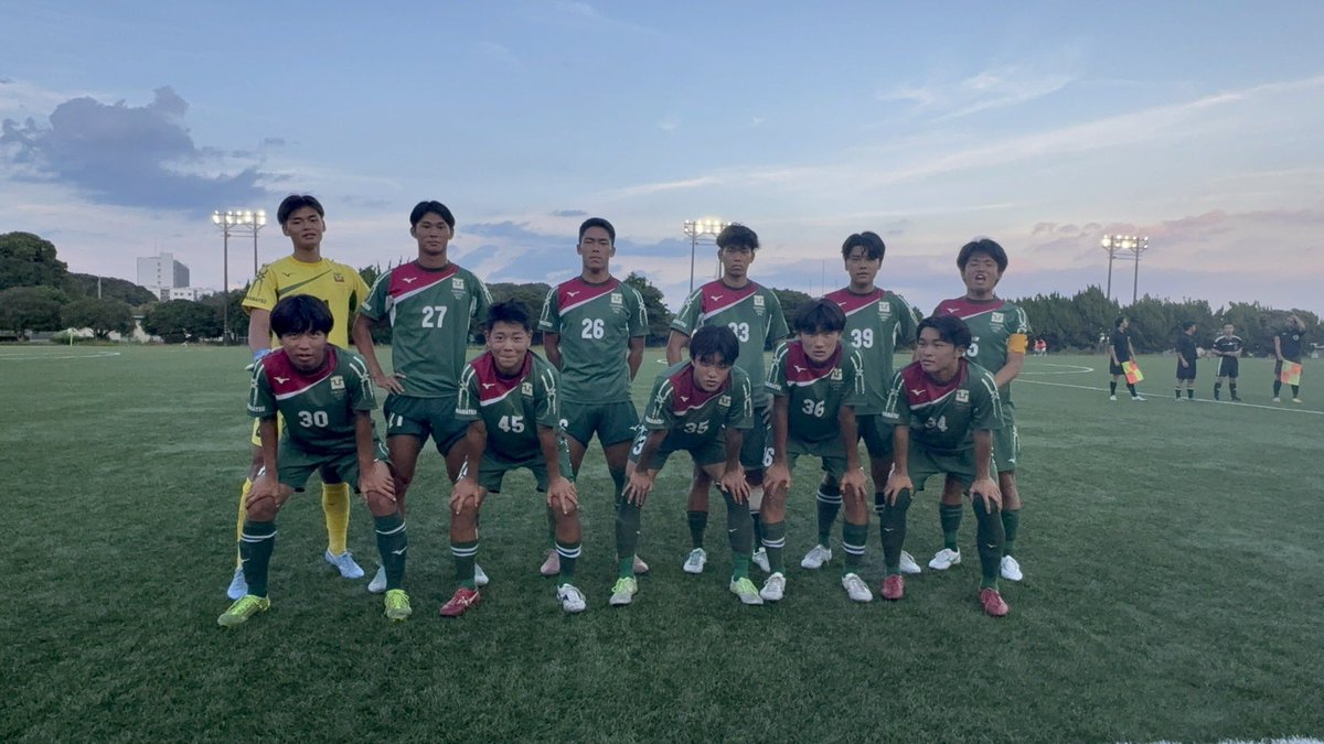 tokoha_football's tweet photo. ～STARTING XI〜

💛常葉大学Second（TOPBチーム）

🏆インディペンデンスリーグ 2026 【東海】

🆚東海学園大学B

GK 21.宮崎
DF 27.井上26.水野36.一木35.長田
MF 33.渡邊25.野間34.松田30.岡田
FW 45.木下39.重久

熱い応援よろしくお願いします🔥 https://t.co/vwSG2rWLzm