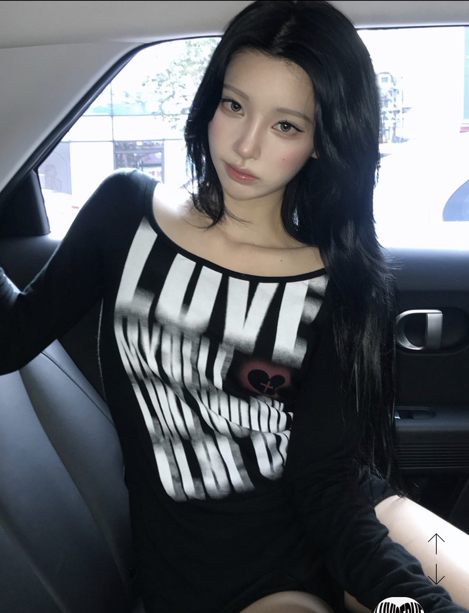thisisme_won's tweet photo. #RT 추첨 3분께 RL DISTORTED LETTERING TEE (BLACK) 보내드려요 ♥ 

8/31부터 시작되는 러브이즈트루 프로모션 !! 

• 최대 70% 할인!!
• 쿠폰 코드 LUV26FW 입력 시 25% 추가 할인!!

예쁜 신상도 많고 이번 드롭도 예쁘네요 💗
🔗 https://t.co/tibYKilUhx https://t.co/BBzvj9phS0