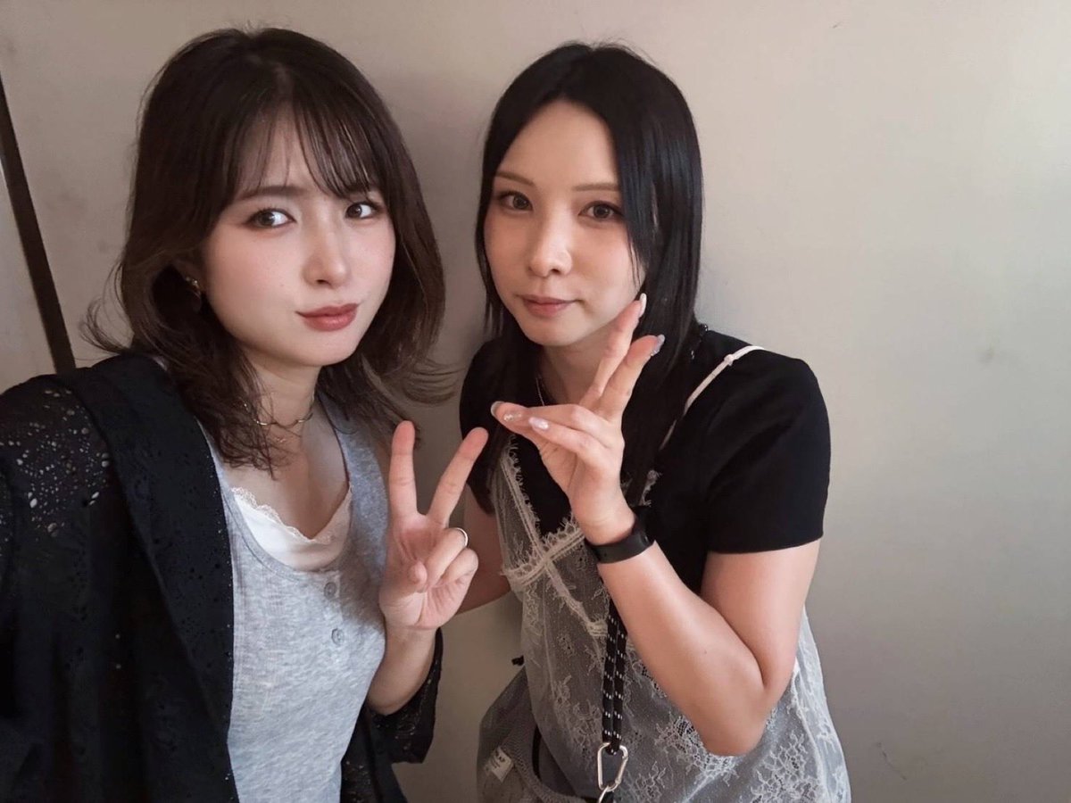 UKI_PERO's tweet photo. 神田と飲んできた！！！神田翠生きてます！！！私も元気！！💪
数億年ぶりにコスプレしたいねって話した🥰たのしみ！ https://t.co/TbaWfn8xzE
