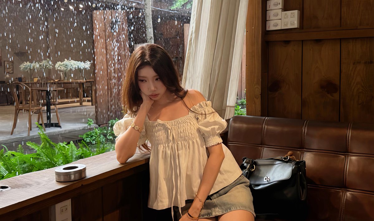 TristanDivan's tweet photo. ふとした時に何もかもが遠くに感じられることってあるよね。なんとなく、心が少しだけ迷子になっている気がします。 https://t.co/QLcaAOdCIw