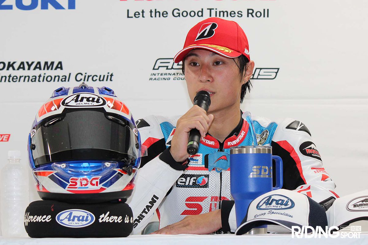 RIDINGSPORT's tweet photo. 水野涼（SDG DUCATI Team KAGAYAMA）
「今までとは違うレース内容で優勝でき、また違う喜びやうれしさがあります」
【全日本RR第5戦もてぎJSB1000レース2】
※決勝トップ3会見コメントを追加しました
#JRR #全日本ロードレース #モビリティリゾートもてぎ #JSB1000
https://t.co/sjXkN91UiH https://t.co/NfpheEnraN
