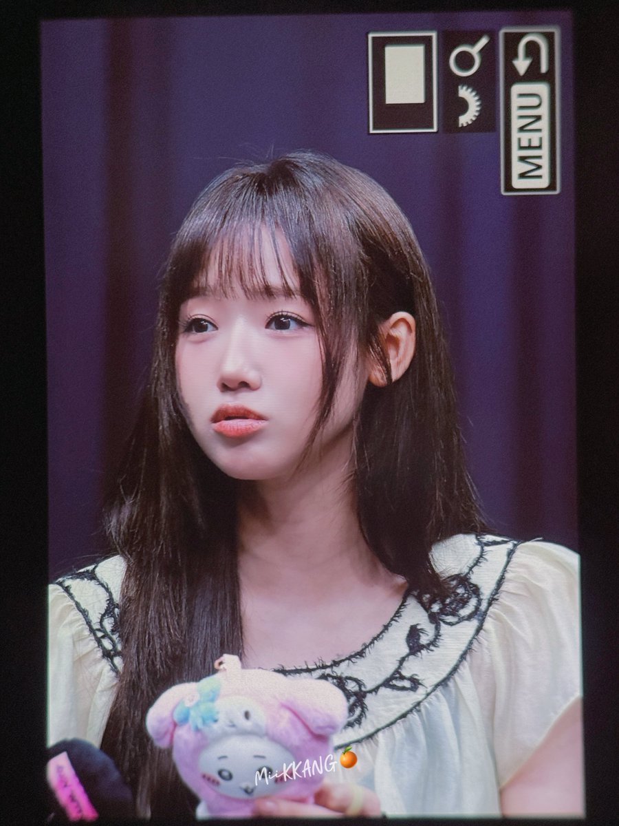 Miikkang_1112's tweet photo. 260830 위드뮤 Pre.

🍊🌻

8월의 마지막 주말도 콩알이와 함께☺️☺️

#최유정 #choiyoojung
#콩알콩알 @choikong_r https://t.co/Q12ClmfRpC