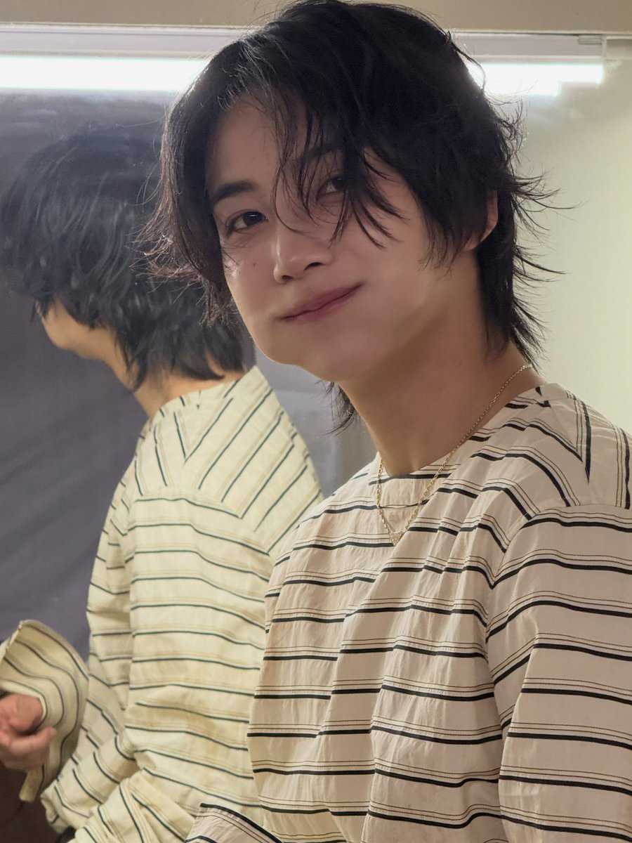 rn2_sj's tweet photo. このジョンハンやばい😭かわいすぎる😭😭
ほっぺたいっぱいに食べ物詰め込んでるの赤ちゃん😭😭 https://t.co/znfQmsutze