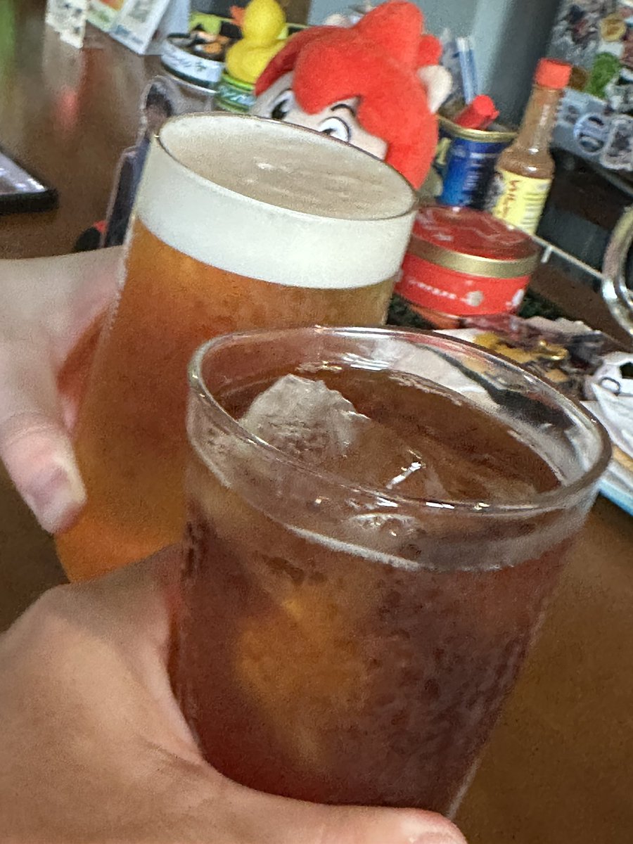 sirochusuki's tweet photo. カンパーイ🍻✨
#ロアッソ熊本
#barLIVE
#ガーズ様 https://t.co/QscIMIH4Fj