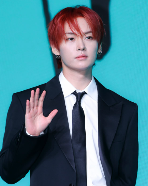 AboutMusicYT's tweet photo. Lee Know of Stray Kids has donated 100 million won to support the Nepal flood victims. https://t.co/YnEH2l4Oge