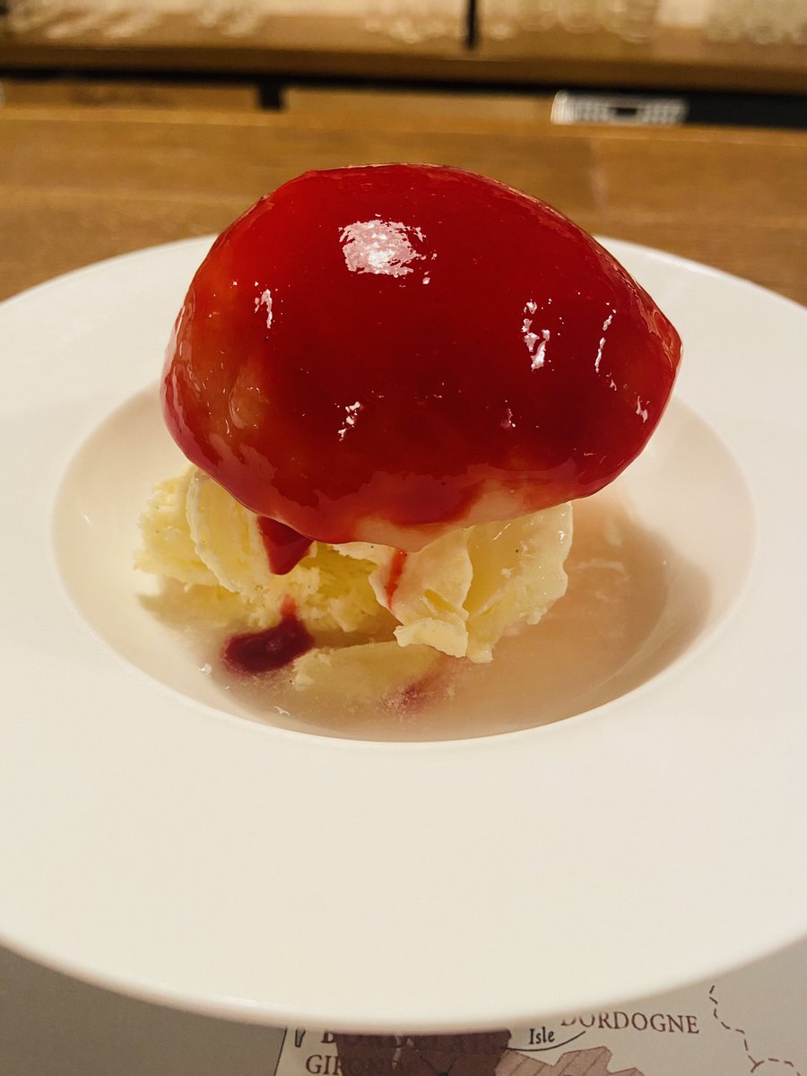 bear_bear104's tweet photo. 食べられる量など、注文の組み立てに相談にのってくださる奥さま（ですよね…）、いつもありがとうございます！
最後デザート欲張ってすみません！
どれもすごく美味しかったです🥰 https://t.co/8OyU0bPaPv
