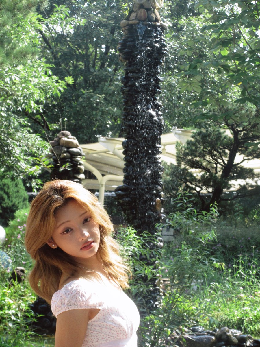 UNIS_offcl's tweet photo. ·༻ time can heal even the worst of wounds ༺·

#UNIS #유니스
#GEHLEE #젤리당카 https://t.co/60zuVRJFBC