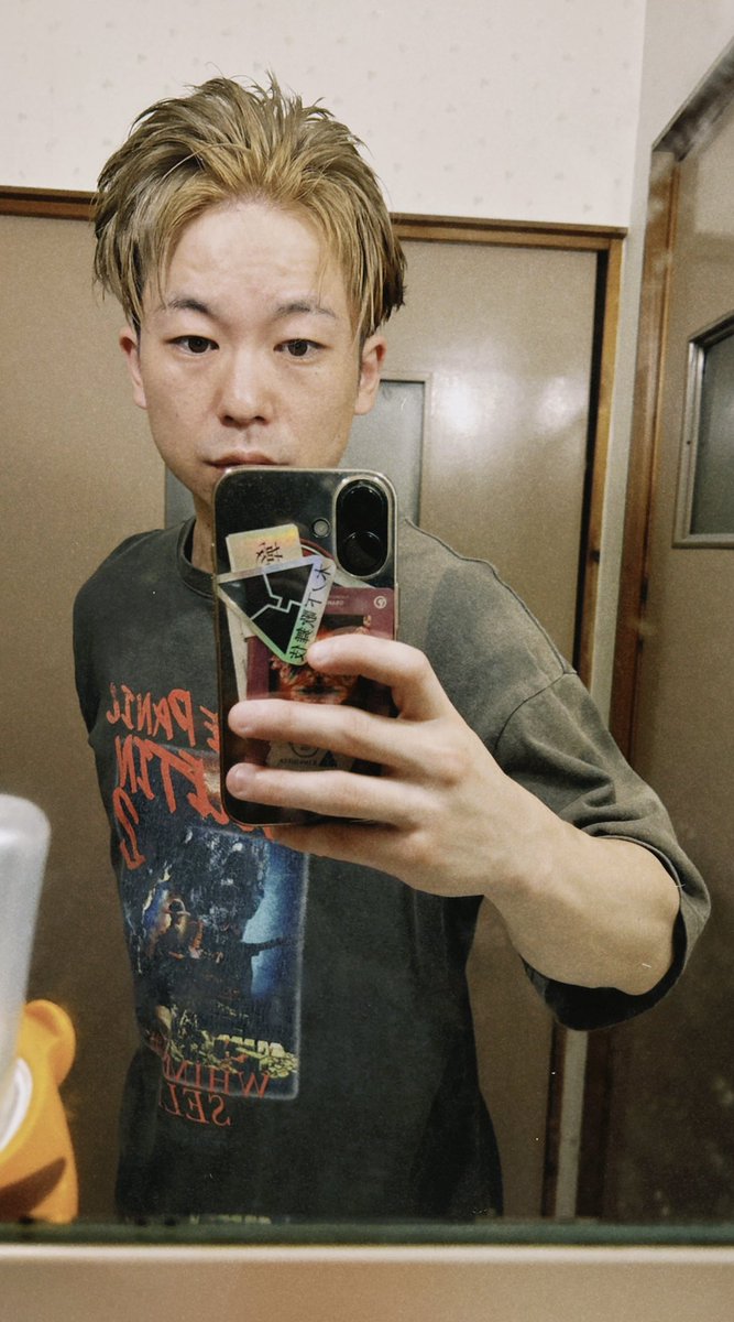 musouchitai's tweet photo. #木ノ下歌舞伎　#心中天の網島

稽古含め、4か月間に渡る全九ヶ所公演が無事終演しました！！
学生の頃衝撃を受けた今作。故郷の松本が主催で。今でも夢心地な部分ありますが現実で座組、劇場、なにより出会えたお客様たちに本当に感謝です。
役者人生の大きな起点になるんだろーなー。感謝。

緒方 https://t.co/2tJv6WGnUX