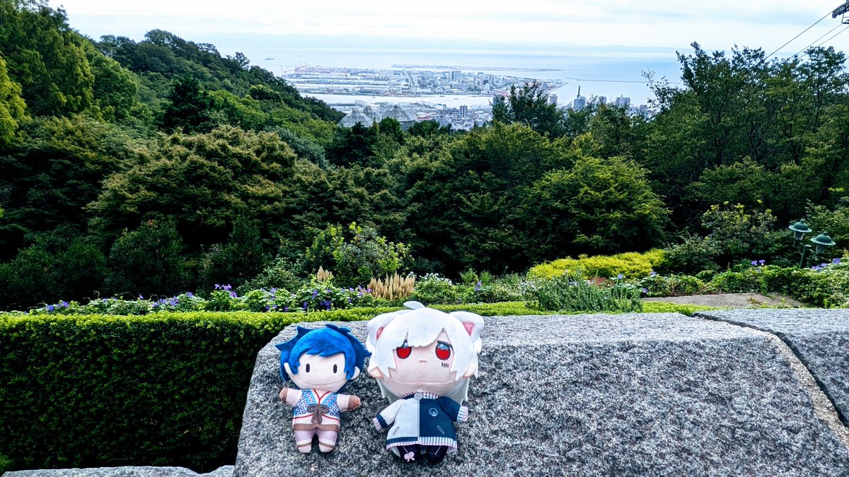 wa_0915's tweet photo. 今回のオタク。
初の神戸。高い所も行ったし、ポートタワーも見た。
そして、甲子園も見てきた！！そらまふ、これが甲子園球場だよ。
バックスクリーンビューから球場内見れるの感動した。 https://t.co/KcnOPCRqqS