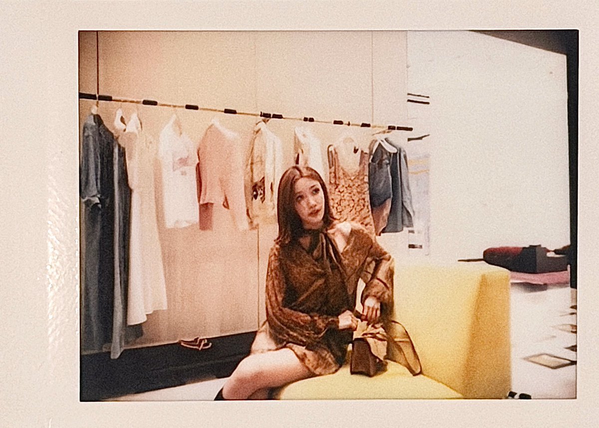 jaoyngs's tweet photo. @MaisonValentino 🎞️ https://t.co/SsI8iiviZ6