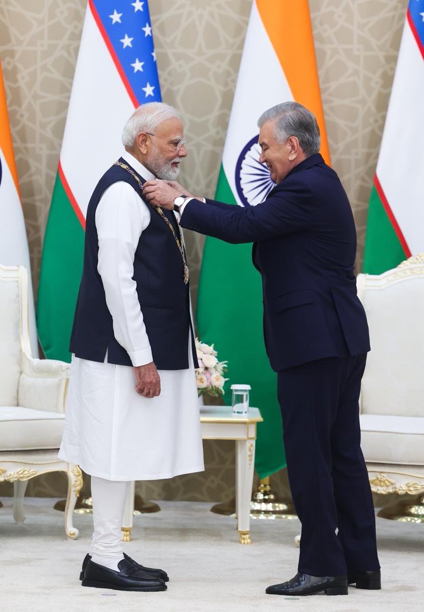 rajnathsingh's tweet photo. Congratulations to  Prime Minister Shri @narendramodi on being conferred Uzbekistan’s highest honour, the ‘Oliy Darajali Do’stlik’ Order. This prestigious recognition is a testimony to PM Modi’s visionary leadership and his steadfast efforts to deepen the enduring friendship between India and Uzbekistan. It is also a proud affirmation of India’s rising global stature, growing influence and the strong partnerships that New India is building across the world. It is a moment of great pride for 1.4 billion Indians.