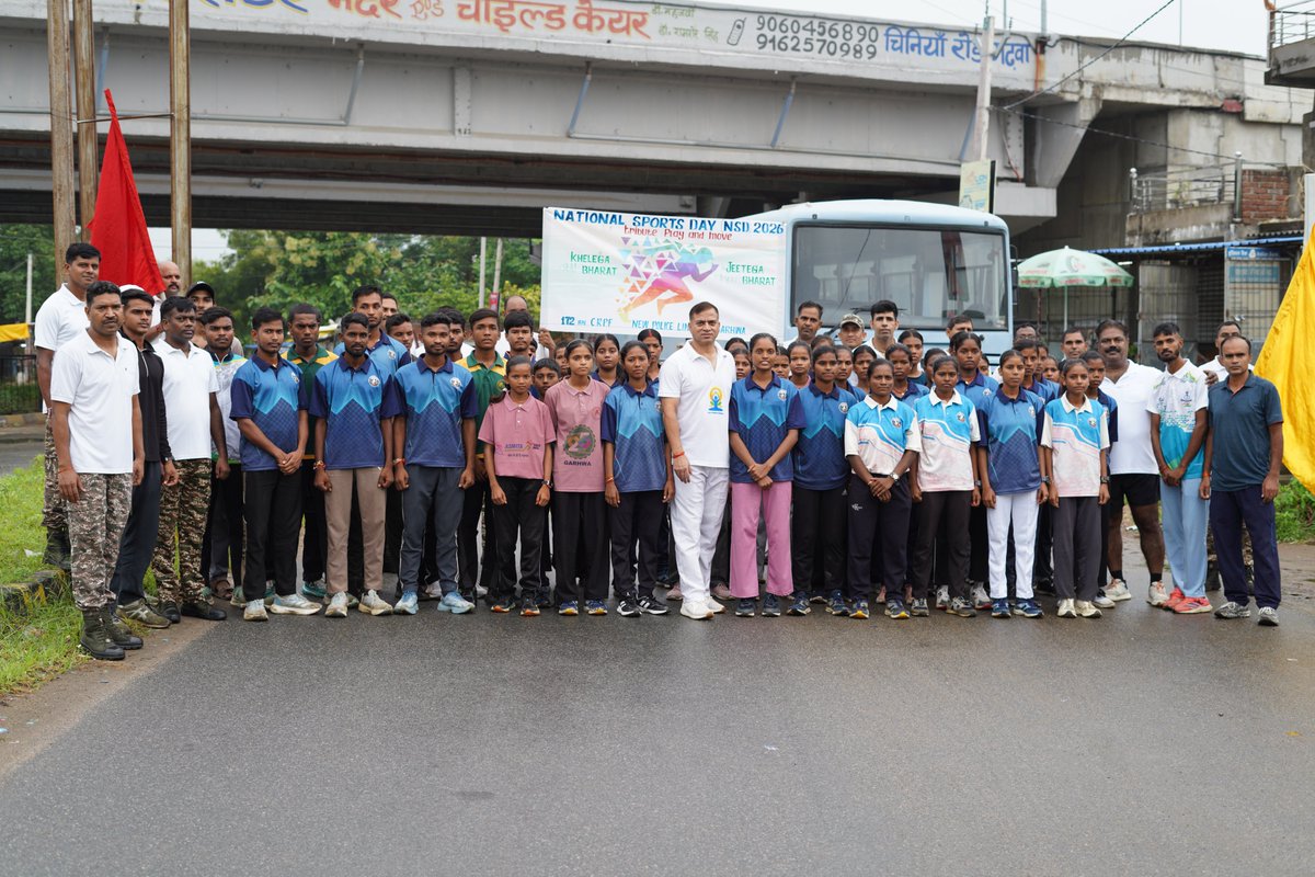 172BNCRPF's tweet photo. On 29/08/2026 National Sports Day #172Bn #CRPF, Garhwa, in collaboration with Garhwa Physical Academy, organised a Marathon to pay tribute to Major Dhyan Chand &amp; celebrate the sporting spirit of India under the theme “#KhelegaBharat, #JeetegaBharat – India Plays, India Wins https://t.co/YjKJ2qz4mH
