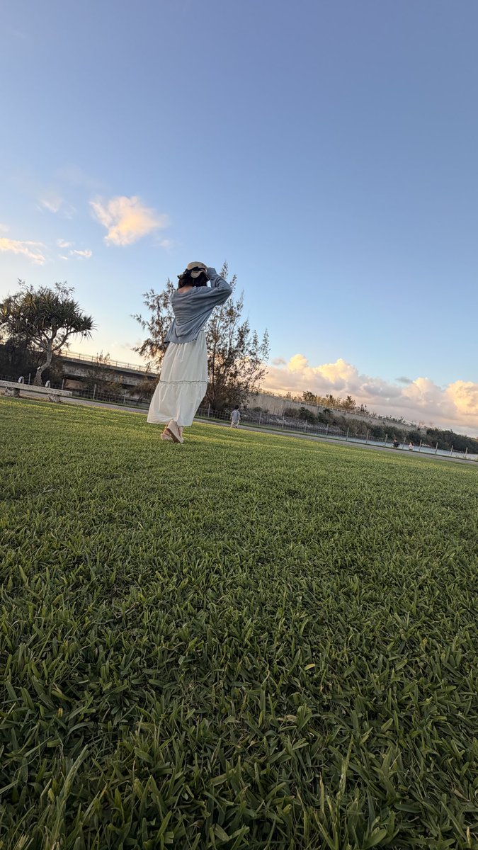 garusan005's tweet photo. 夏らしくワンピースと麦わら帽子でね？ https://t.co/9pyBx6JyZ3