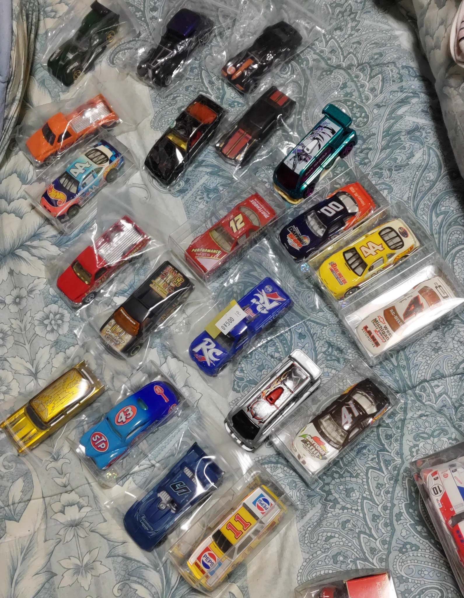 HOBBY BAZAAR on X: 