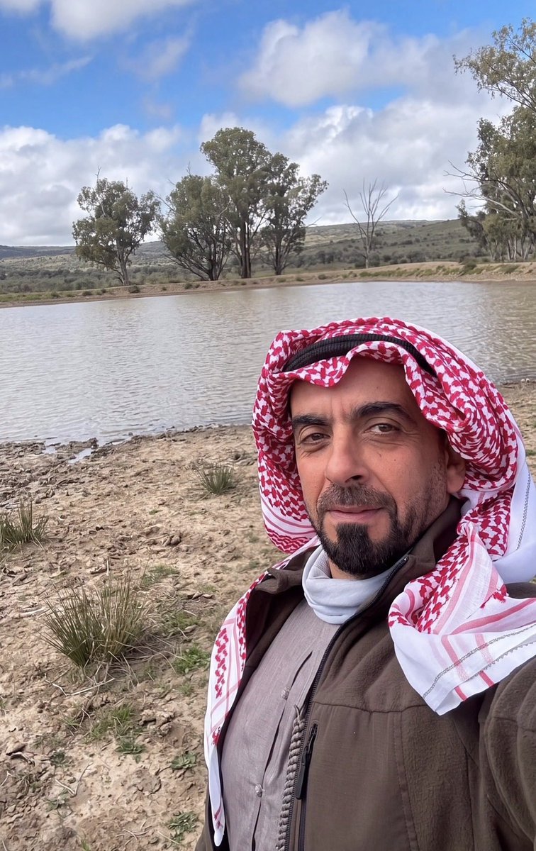 mudder2020's tweet photo. السيوف أشكال، والسيف الصقيل
من يراهن به ضمن كســب الرهان

سيف بن زايد عسى عمــره طويل
شايل الدولة على كفوف الأمـــان

الله يحفظ سيف الدولة #سيف_بن_زايد 
@SaifBZayed https://t.co/PPont5cYCf