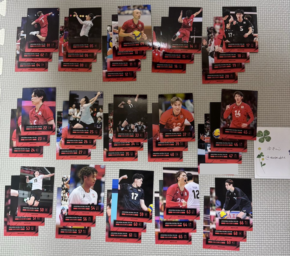 ChokoakM's tweet photo. 【交換】バレーボール 男子日本代表 2026 トレーディングカード トレカ

【譲】
画像のもの（3、4枚目は裏表の画像です）

【求】
プレミアムカード 小川智大（2枚目右下、山本選手のもの）＞＞その他のカード

郵送での交換を希望しております。
お気軽にお声がけください！ https://t.co/JrAoxBP3UK
