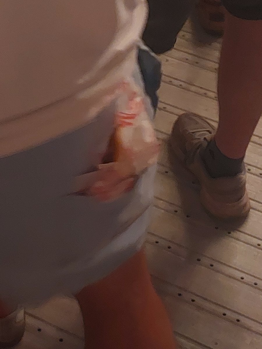 ACEcout_135's tweet photo. guy at concert last night had a pretzel in his back pocket and let me tell you that thing was calling to me like it was an officers gun https://t.co/ssXYwLzxgl