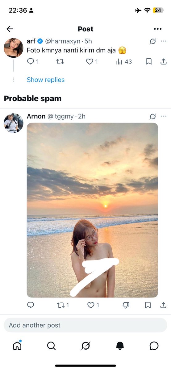 harmaxyn's tweet photo. Guys apakah ak Boleh minta tolong untuk bantu report akun ini. Soalnya fotoku di edit dengan tidak sopan. Dan ternyata akun dia suka ngedit begituu. https://t.co/RcwkfIxLMd