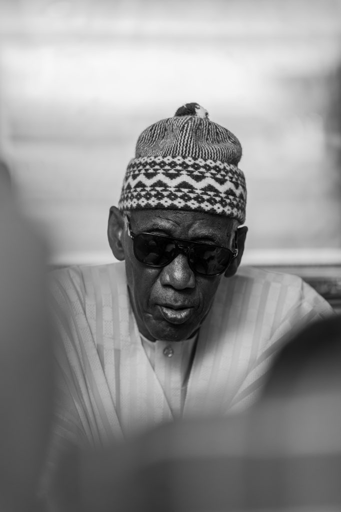 Prince_Gueye99's tweet photo. Serigne Mbaye Sy Abdou, homme d’honneur, de sagesse et de caractère. Un guide humble, digne héritier de Mame Maodo Sy et de Ibn Dabakh Malick. ��🏾❤️ Un père, un régulateur et un exemple pour toute une nation.
Goudou Fane ak Weer Sy Malick 🤲🏾 Baaba ☺️❤️ https://t.co/dLdT7SaBcp
