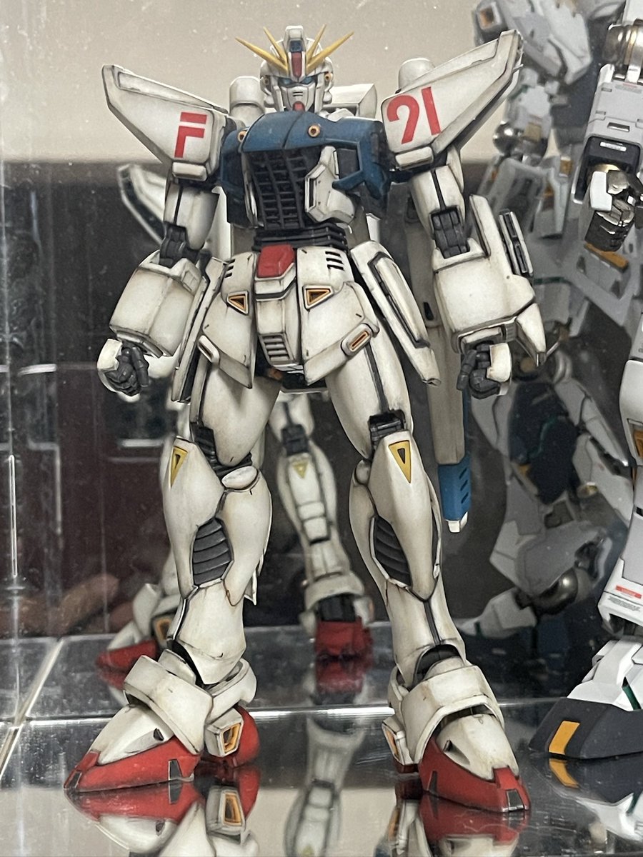 harishin000's tweet photo. 以外とFをフォーミュラと読めない人多かったりする。（正式名称：ガンダムフォーミュラナインティーワン）
おやすみなさいzzz😴 https://t.co/0BDDPEg5J1