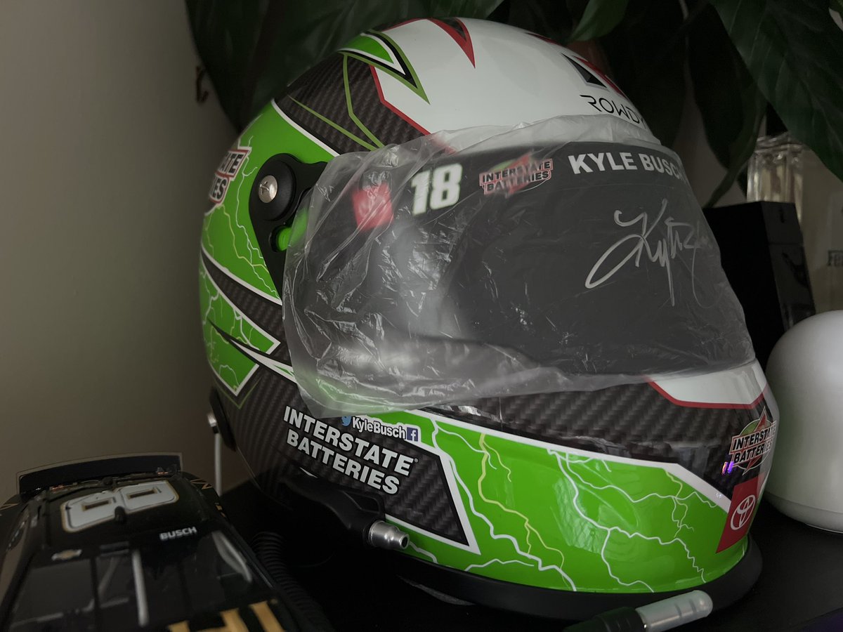 JasonAllexander's tweet photo. @NASCAR So many memories. Being a fan since I was a kid in 2008. But honestly my best memories were playing NASCAR 09. And using the custom paint schemes of Kyle’s race car. Like the real thing. And proudly racing them online. &amp; sticking up to the haters online all the time. Miss you KB https://t.co/ygkBBaO9XQ