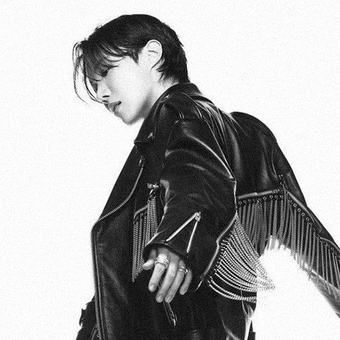 TheePopCore's tweet photo. j-Hope earns his FIRST nomination at the 2026 VMAs. https://t.co/C8aNZQcZqg