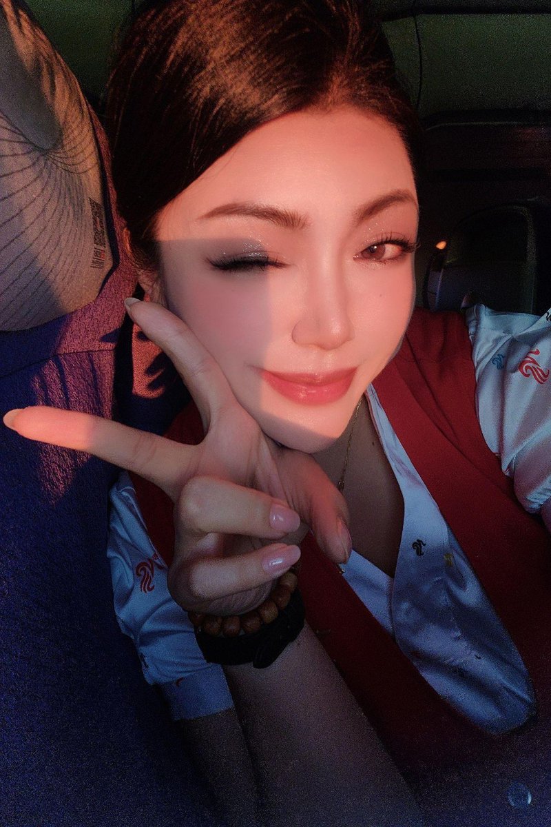 Yanna858's tweet photo. 给我发个定位，我找找我的心跑哪儿去了。 https://t.co/YESjM8DozN