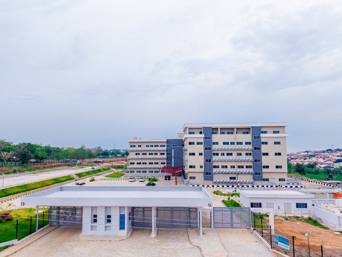 Letter_to_Jack's tweet photo. Gateway Medical Center Of Excellence (GMCE).
The most modern health facility in Nigeria today. π₯π₯π₯π₯ https://t.co/9ofMGbga2t