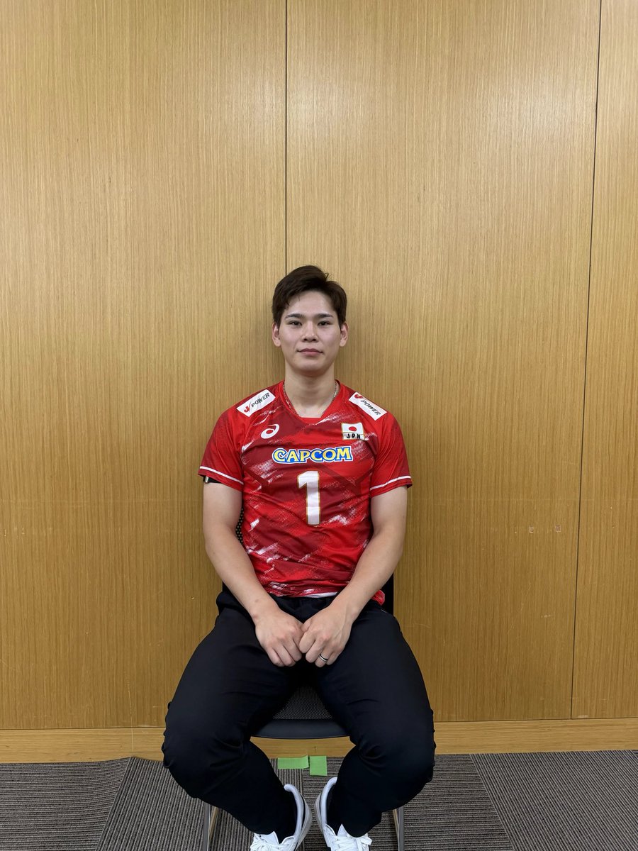 TBSvolleyboo's tweet photo. 本日、アジア選手権へ向け
🇯🇵男子日本代表が公開練習&囲み取材が行われました🔥

#石川祐希 選手『負けられない戦いなので気持ちを切らさずやっていきたい』

#髙橋藍 選手『ここからさらにプレーの質を上げていきたい。練習から1点にこだわって、最後の一点をとることをしっかり意識したい』

#西田有志 選手『毎日を100%でしっかり過ごしたい。ロス五輪をここで必ず��める。結果だけをただ求めたい』

優勝してロサンゼルス五輪の切符を獲得すると3選手とも強い意気込みも語ってくれました💪

練習の様子はTBSスポーツの公式YouTubeで是非ご覧ください🙌✨