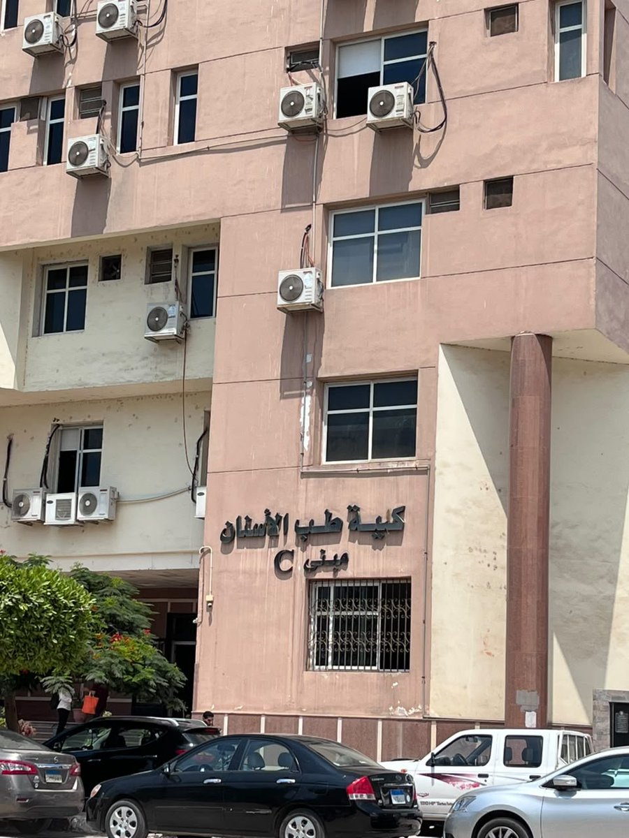 emanKhaleed15's tweet photo. ايوه ايوه مبقاش فى دماغك الكليه وعادي وانا بقيت فى تانيه جامعه وكله تمام وانت اول ما عديتي من قدامها كنت هتعيطي يلا يا موهومه https://t.co/BL2J5Q9cct