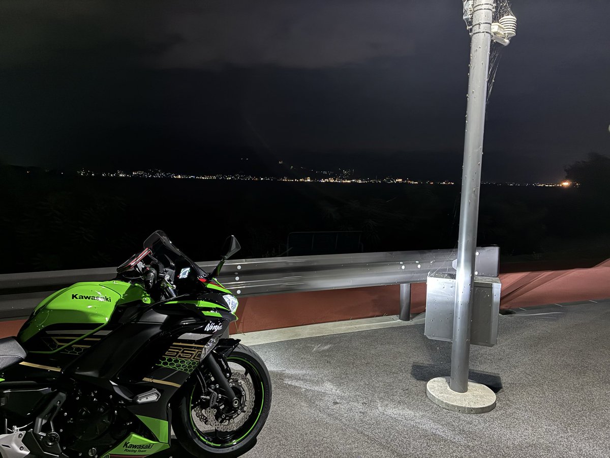 Cx01Q7d's tweet photo. ナイツーしに富士アイス行ったら休み😆
しょうがないからマックシェイク🥤🤣 https://t.co/b9UF7FIrK3
