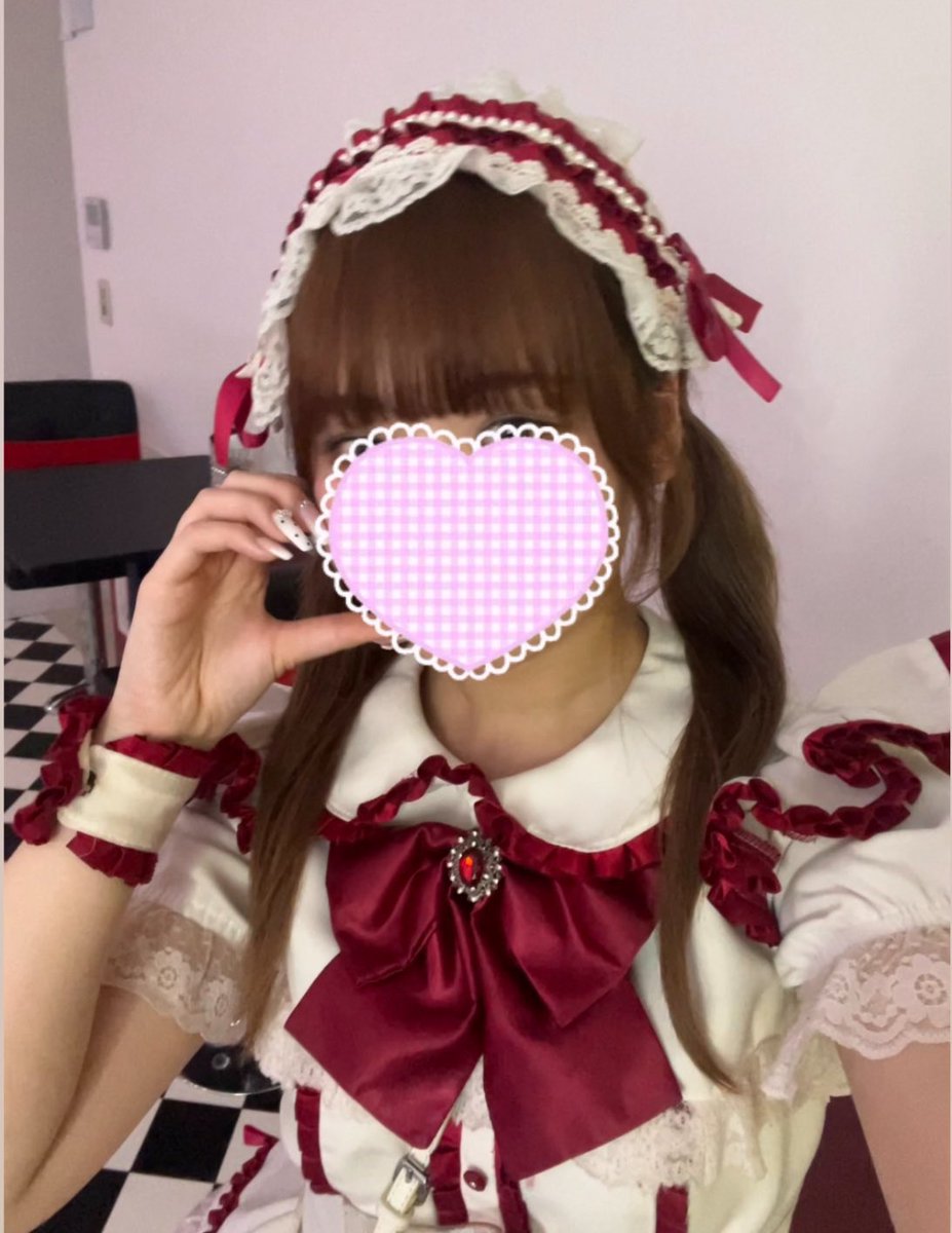 ChaRiotz_Guild's tweet photo. ⚔️本日のキャスト⚔️

🍒ゆりか@yu_ChaRiotz 
🤍かりん@karin_ChaRiotz 
🍒おもち@omochi_ChaRiotz 
🤍きらり@kirari_ChaRiotz 

ご来店お待ちしております

 #秋葉原 #コンカフェ #メイドカフェ https://t.co/HPe7TzZc9H