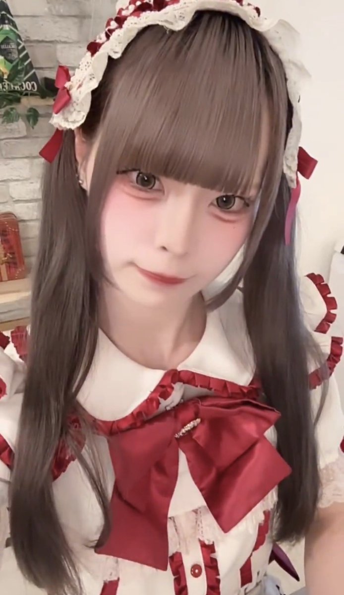 ChaRiotz_Guild's tweet photo. ⚔️本日のキャスト⚔️

🍒ゆりか@yu_ChaRiotz 
🤍かりん@karin_ChaRiotz 
🍒おもち@omochi_ChaRiotz 
🤍きらり@kirari_ChaRiotz 

ご来店お待ちしております

 #秋葉原 #コンカフェ #メイドカフェ https://t.co/HPe7TzZc9H