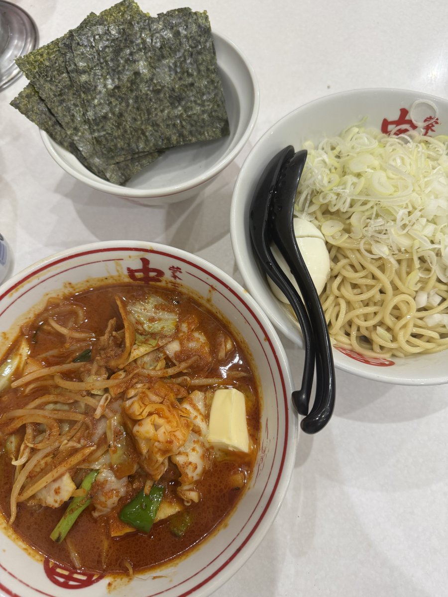 torakichya_fff's tweet photo. 【蒙古タンメン仲本　渋谷】

辛いもの食べて気合い入れたい

そうゆう時は中本さんです

冷やし味噌野菜辛さ3倍
野菜大盛
のり
ねぎ
刻み玉ねぎ
バター
ゆで卵
レモンサワー🍋

明日も頑張れそう🌶️

ごちそうさまでした☺︎ https://t.co/uobLeTMteS