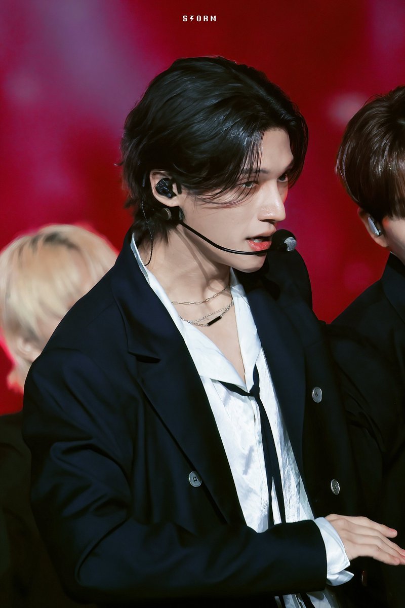 feel_the_storm's tweet photo. 260809 SBS 2026 가요대전 SUMMER
#에이티즈 #우영 
#ATEEZ #WOOYOUNG https://t.co/ZjDakgsKND