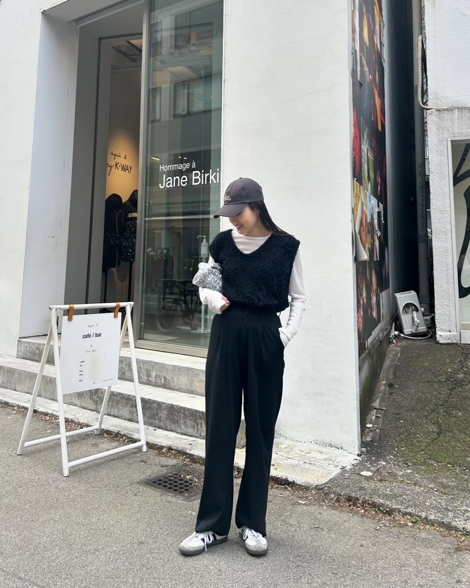 LanePiechoski's tweet photo. Hi friend! 🌈 Today is a great day because the world is a better place with you in it—go shine today! 🌸
ErnBj https://t.co/Z0Y7fmTslK
