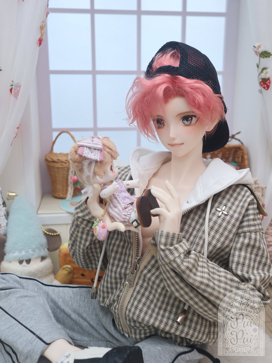 PuiPui_shop's tweet photo. なに話してるのかな？

#kumukuku #FUKADOLL https://t.co/FfwDTxBqqc