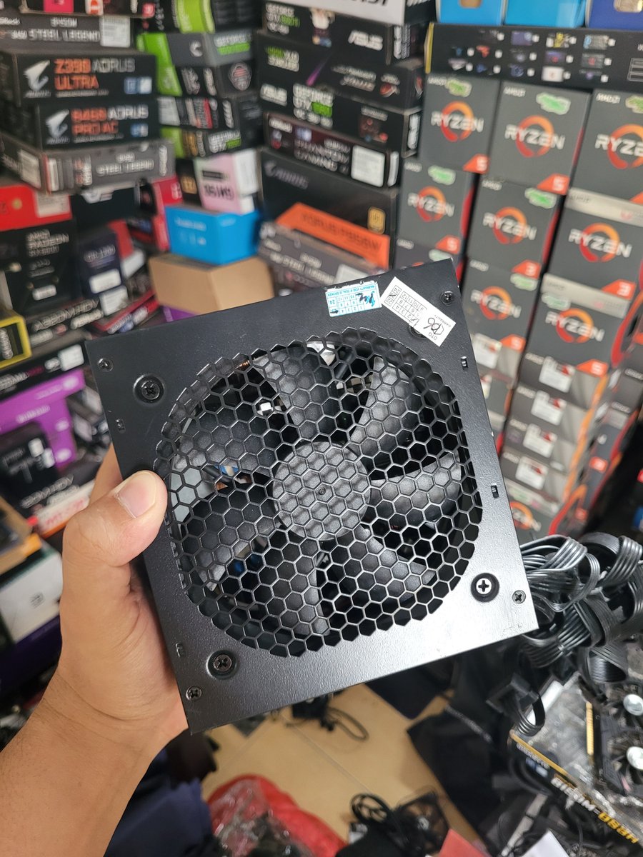 _Idham_kholid's tweet photo. Psu aerocool united power 500w.. sold https://t.co/X2fyPguJc0